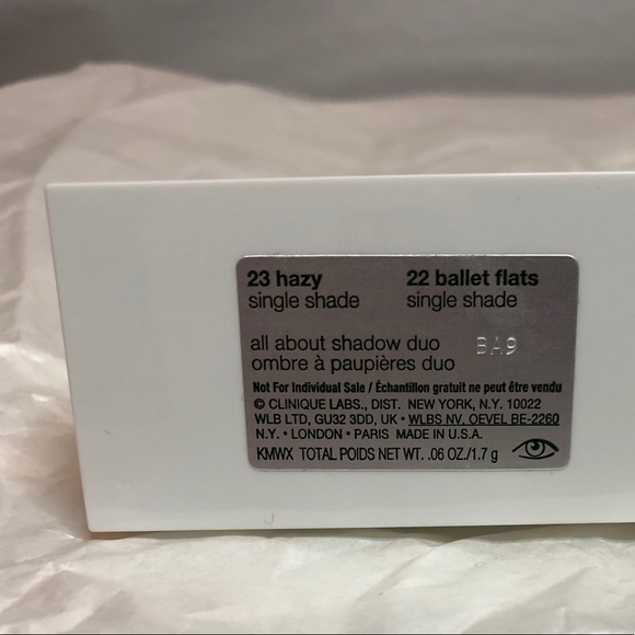 Clinique eyeshadow pallet duo - Picture 3 of 3